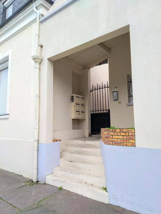 Bed and Breakfast Duplex à la gare du Mans Le Mans Esterno foto
